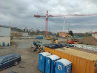 nov� tenisov� kurty